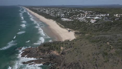 Luftaufnahme-Von-Häusern-Am-Wasser-Entlang-Der-Sunshine-Bay-In-New-South-Wales,-Australien