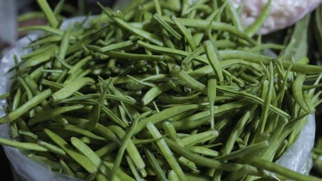 Cyamopsis-tetragonoloba,guar-or-cluster-bean-at-vegetable-store-for-sale-at-evening