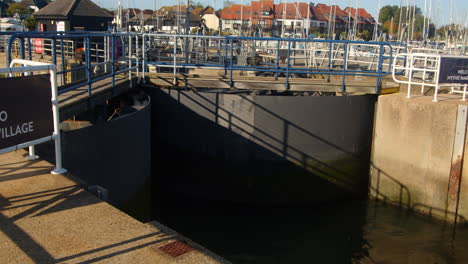 shot-of-the-lock-gates-closed-on-the-Solent-side-at-Hythe-Marina