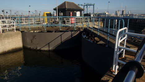 Wide-shot-of-the-lock-gates-closed-on-the-Marina-side-at-Hythe-Marina