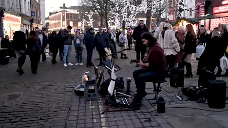 Música-En-Vivo-En-Shambles-Market,-York,-Reino-Unido.