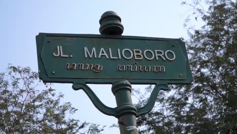 Verkehrsschild-Der-Malioboro-Street-Oder-„jl