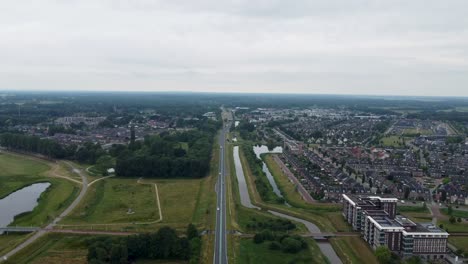 Ciudad-Holandesa-De-Hardenberg,-Países-Bajos