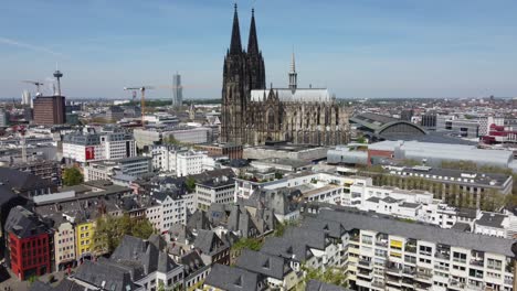 Urban-cityscape-and-german-architectural-identity-of-cologne-city,-Aerial
