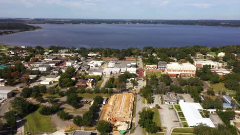 Historic-downtown-Clermont-with-view-of-large-lake-in-background