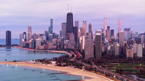 Luftaufnahme-Der-Chicago-Gold-Coast-Zur-Blauen-Stunde