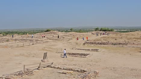 Dholavira-Archeology-Heritage-Site,-wide-shot,-camera-panning,-5000-year-old-Indian-culture-spilling-over