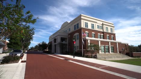 Wide-angle-push-in-establishes-historic-downtown-Clermont-official-city-office-building