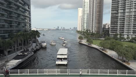 Busy-Miami-River-inlet-in-Florida