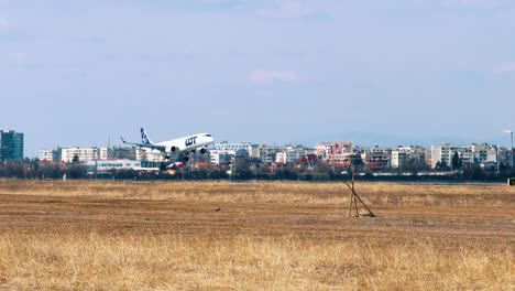 A-plane-lands-at-an-airport