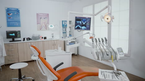 Close-up-revealing-shot-of-stomatology-orthodontic-hospital-office-room-with-nobody-in-it