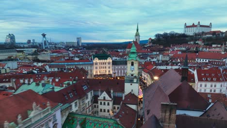 Aerial-drone-hyper-lapse---Christmas-market-on-Main-Square-in-Bratislava,-Slovakia