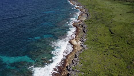 Luftaufnahme-Der-Küste-Der-Insel-Tinian