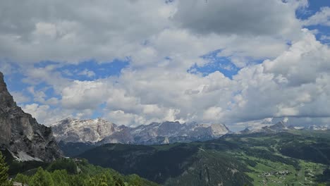 Timelapse-video-of-valley-in-Italian-Dolomites