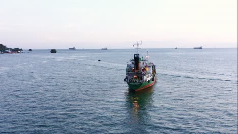 Huge-Oil-Tanker-Navigating-Near-Port-of-Balikpapan-In-Kalimantan,-Indonesia