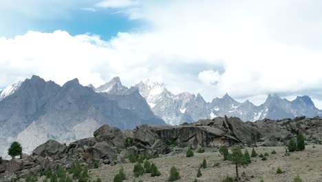 Beautiful-Basho-Valley-and-Banak-La-Mountain-in-Skardu,-Pakistan