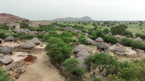 Authentic-rural-village-touristic-location-in-Nagarparkar,-Pakistan