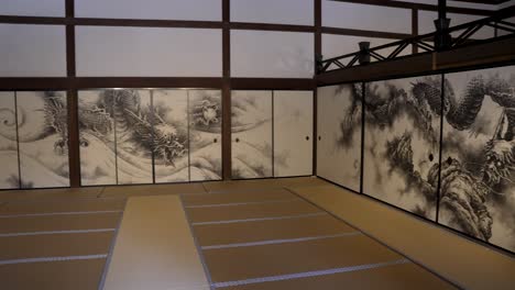 Intricate-Paintings-Of-Dragons-On-Sliding-Door-Of-Middle-Room-At-The-Hojo-At-Ryoanji-Temple