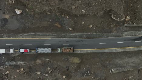 Luftaufnahme-Der-Von-Einem-Erdrutsch-Betroffenen-Skardu-Straße-In-Pakistan