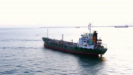 Big-Oil-Tanker-Ship-Over-The-Ocean-Near-Port-of-Balikpapan-In-Kalimantan,-Indonesia