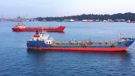 Oil-Tanker-Ships-At-Port-Of-Balikpapan-In-Kalimantan,-Indonesia
