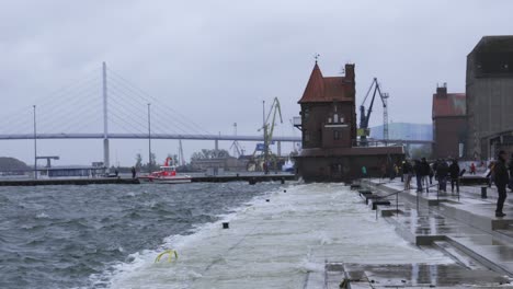 The-harbor-of-Stralsund,-Germany,-Western-Pomerania,-during-a-stormy-wind-in-autumn