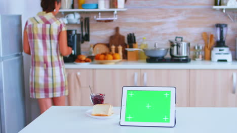 Tablet-Computer-Mit-Grünem-Bildschirm