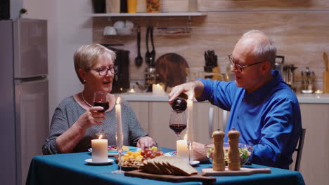 Senior-couple-having-fun-drinking