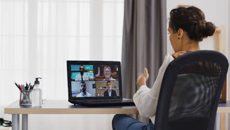 Business-woman-in-a-remote-video-call
