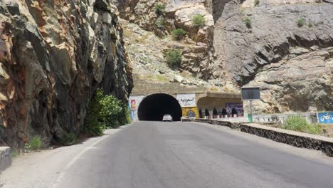 Der-Tunnel-In-Mahipar