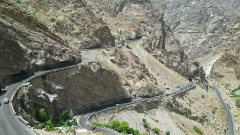 El-Esplendor-De-La-Carretera-Jalalabad-Kabul-De-Mahipar