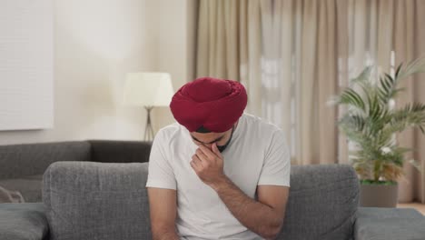 Sikh-Indianer,-Der-Unter-Erkältung-Und-Husten-Leidet