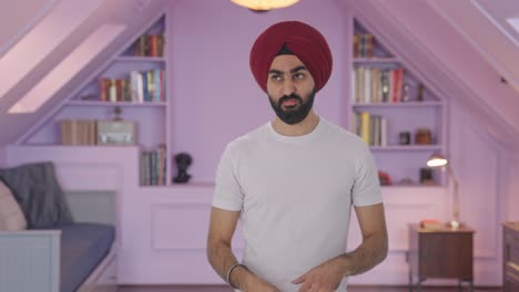 Frustrierter-Sikh-Indianer,-Der-Eine-Mücke-Fliegt
