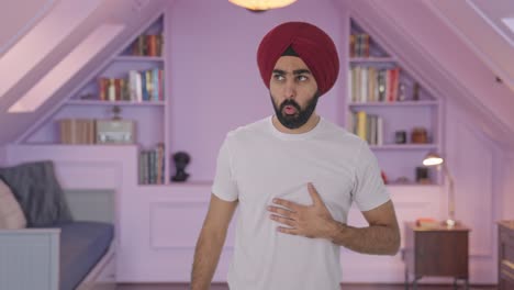 Kranker-Sikh-Indianer,-Der-Einen-Asthmaanfall-Hat