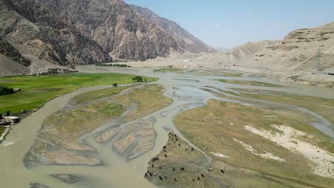 Sheep-along-the-Kunduz-River
