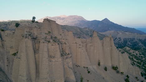 Sandstone-peaks-amid-hills