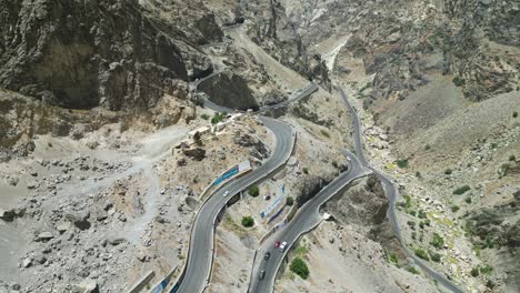 The-zigzag-road-of-Mahipar,-Afghanistan