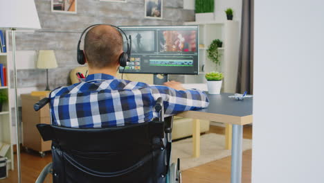 Video-editor-in-wheelchair