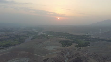 Die-Sonne-Geht-über-Dem-Tal-In-Nangarhar-Auf