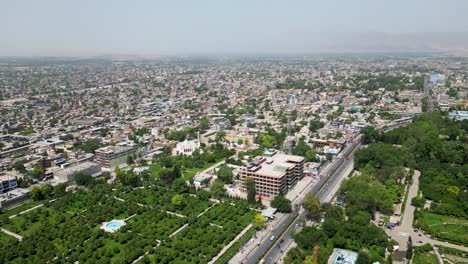 El-Esplendor-De-La-Ciudad-De-Jalalabad-Visto-Desde-Arriba