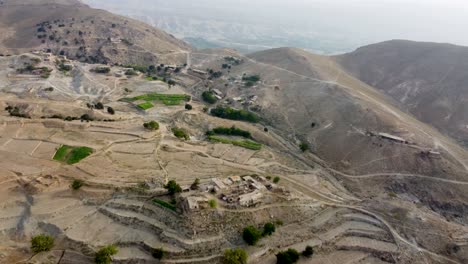 The-Hills-and-Mud-Homes-of-Hesarak
