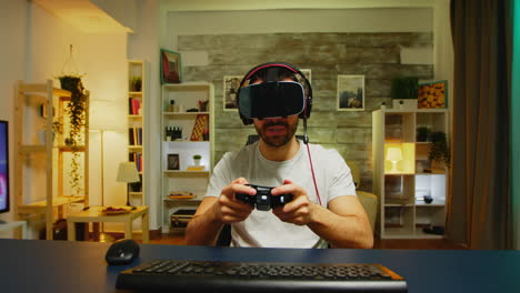 POV-Eines-Wütenden-Jungen-Mannes,-Der-Ein-Virtual-Reality-Headset-Trägt