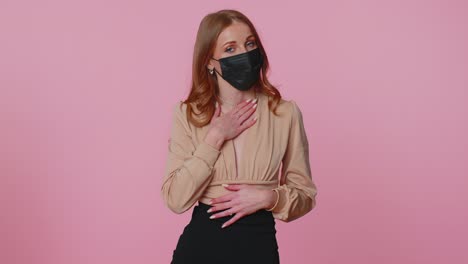 Frau-Mit-Medizinischer-Maske-Im-Gesicht-Hustet-Und-Leidet-An-Bronchitis,-Asthma,-Allergie,-Coronavirus