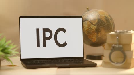Ipc-Mostrado-En-La-Pantalla-De-Una-Computadora-Portátil-Legal