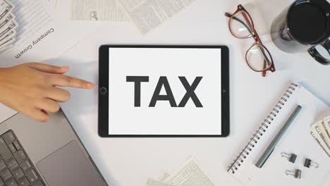 Steueranzeige-Auf-Einem-Tablet-Bildschirm
