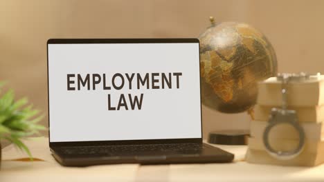 EMPLOYMENT-LAW-DISPLAYED-IN-LEGAL-LAPTOP-SCREEN
