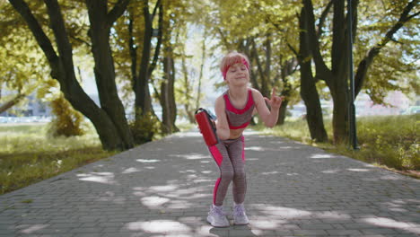 Sportlich-Sport-Kleinkind-Kind-Kinder-Jogger-Genießen-Lustig-Trendy-Tanzen-Hören-Bluetooth-Musik-Lautsprecher
