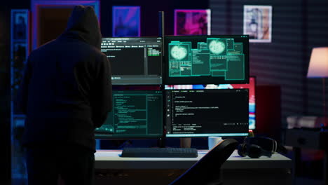 Hacker-Kommt-Im-Unterirdischen-Hauptquartier-An-Und-Ist-Bereit,-Mit-Der-Programmierung-Von-Schadsoftware-Zu-Beginnen