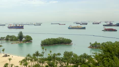 Toma-Panorámica-Aérea-De-Singapur-Sentosa-Island-Cableway-Bay-Pier-Mar