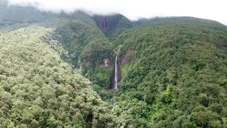 Carbet-Wasserfälle,-Gefilmt-Mit-Einer-Drohne,-Guadeloupe